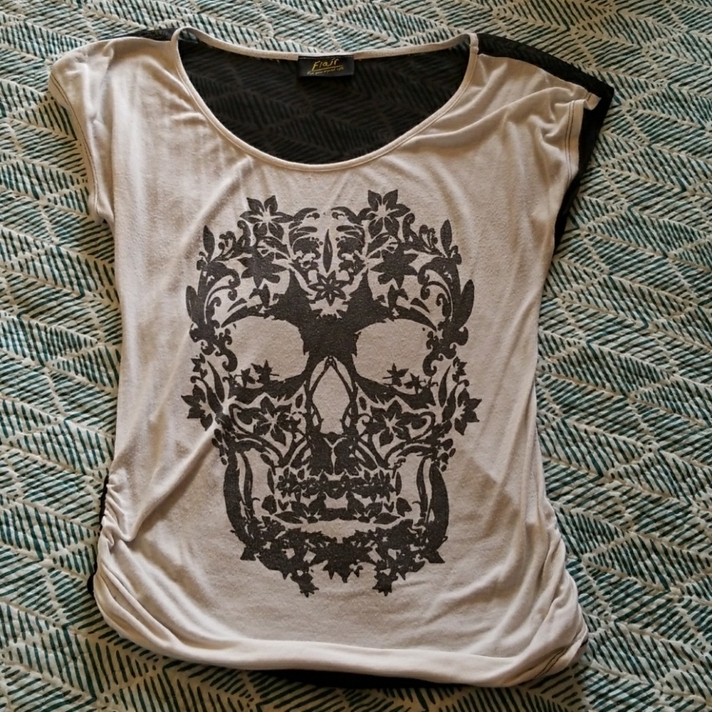 Skull T-shirt